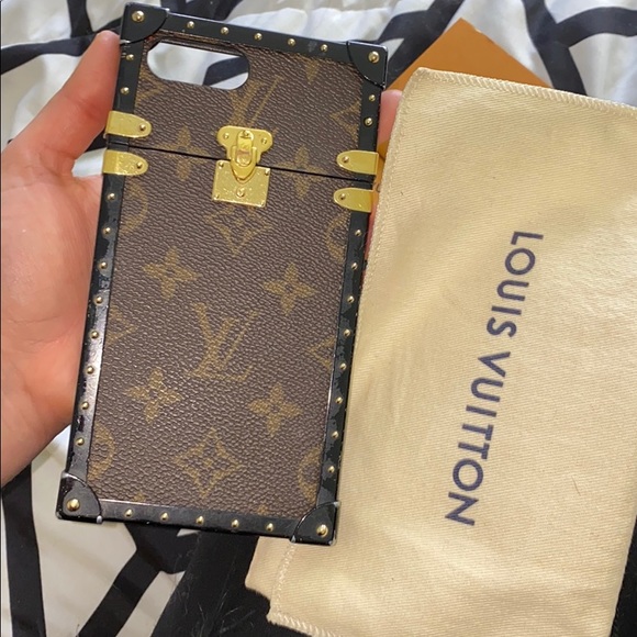 LOUIS VUITTON I phone 7 plus trunk case AUTHENTIC - Picture 8 of 8